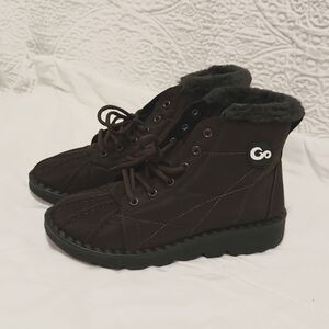 New! Brown snow boots warm fur lined lace up outdoor booties waterproof